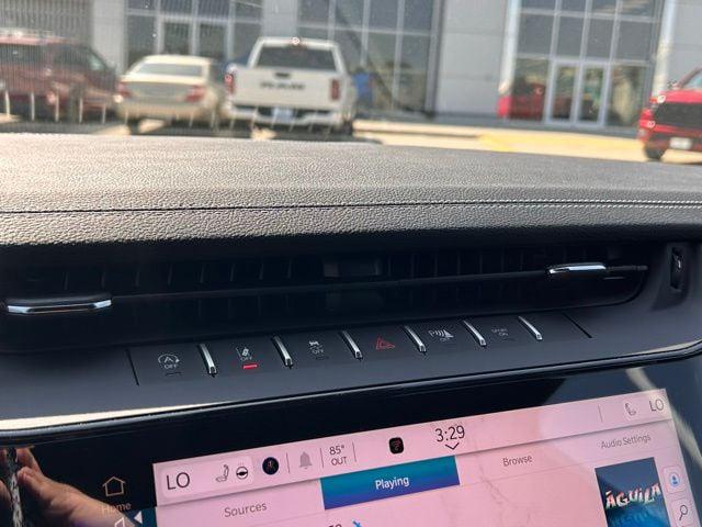 2026 Jeep Grand Cherokee Altitude 4x2
