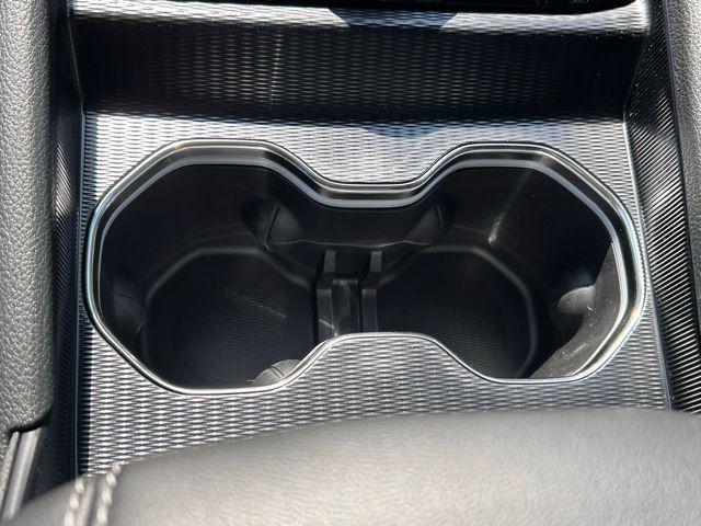 2026 Jeep Grand Cherokee Altitude 4x2