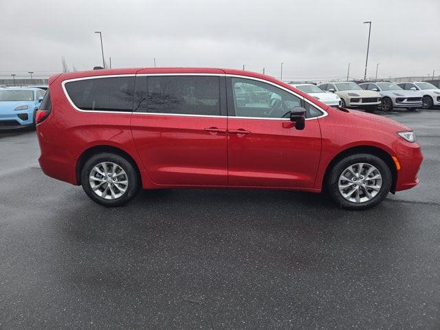 2026 Chrysler Pacifica PACIFICA SELECT AWD
