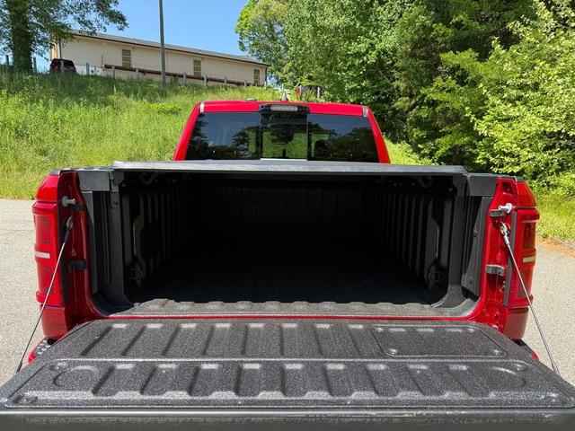 2026 Ram 1500 Tungsten Crew Cab 4x4 5'7" Box
