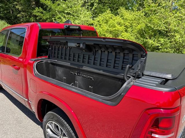 2026 Ram 1500 Tungsten Crew Cab 4x4 5'7" Box