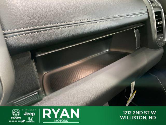 2026 Ram 1500 Laramie Crew Cab 4x4 5'7" Box