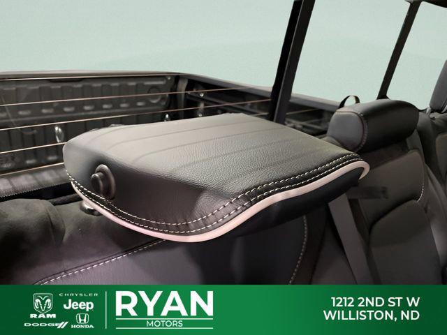 2026 Ram 1500 Laramie Crew Cab 4x4 5'7" Box