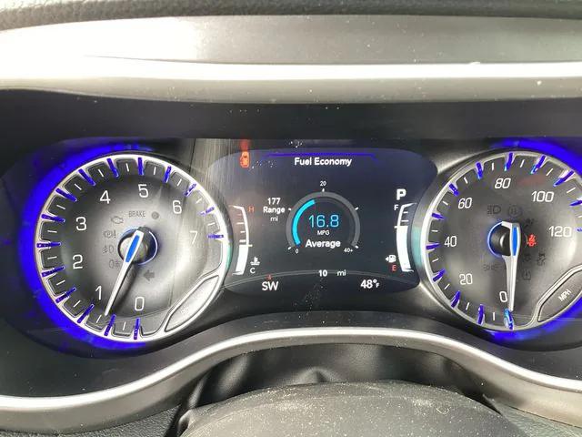 2026 Chrysler Pacifica Select AWD