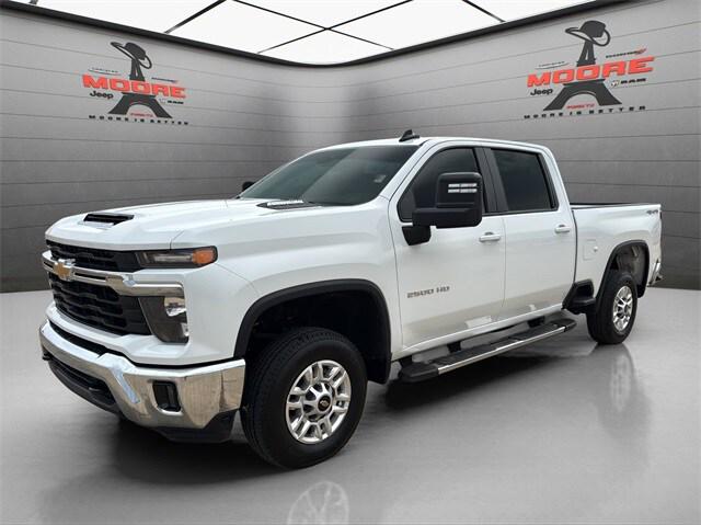2025 Chevrolet Silverado 2500HD 4WD Crew Cab Standard Bed LT