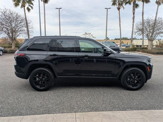 2026 Jeep Grand Cherokee GRAND CHEROKEE LAREDO ALTITUDE 4X2