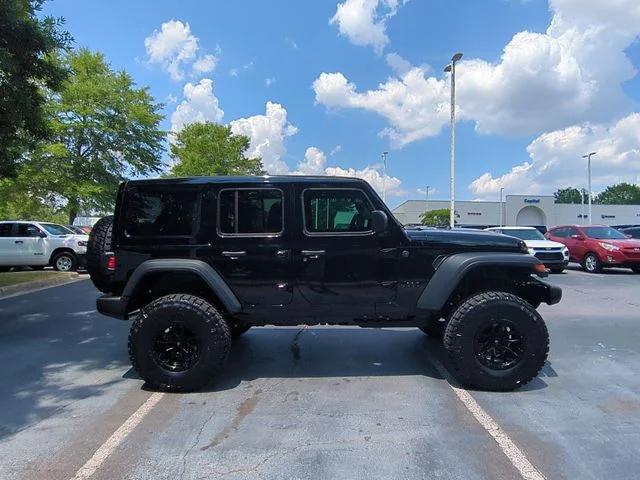 New 2026 Black Clear-Coat Exterior Paint Jeep Sport S image 6