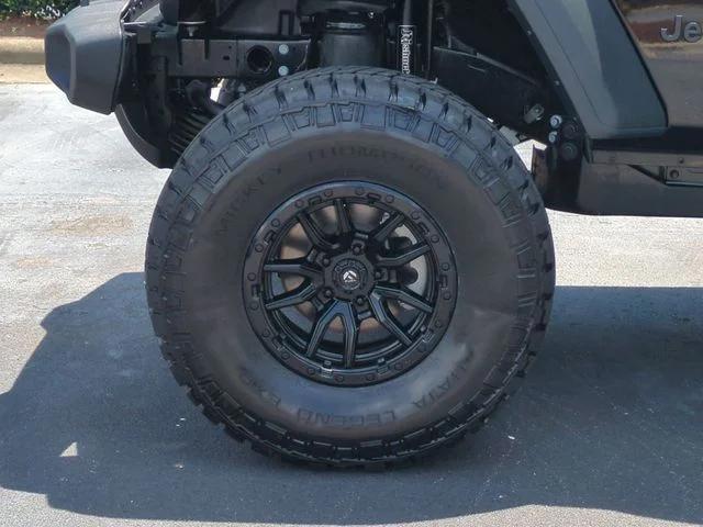 New 2026 Black Clear-Coat Exterior Paint Jeep Sport S image 10
