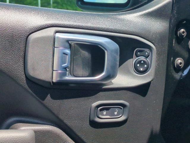 New 2026 Black Clear-Coat Exterior Paint Jeep Sport S image 13