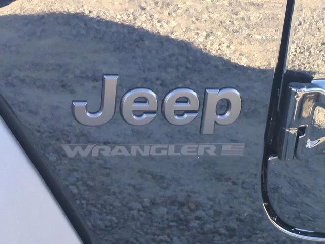 New 2026 Black Clear-Coat Exterior Paint Jeep Sport S image 36