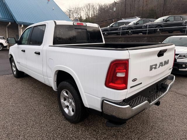 2025 Ram 1500 Big Horn Crew Cab 4x4 5'7" Box