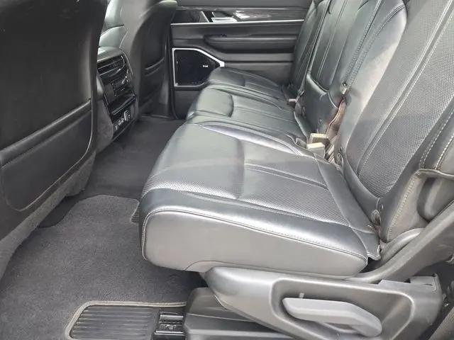 2022 Jeep Wagoneer Series III 4x4