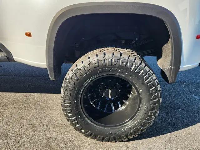 2026 Chevrolet Silverado 3500HD Crew Cab, Long Bed, High Country Dual Rear Wheel, RWD