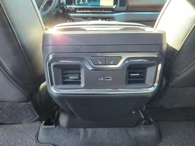 2026 Chevrolet Silverado 3500HD Crew Cab, Long Bed, High Country Dual Rear Wheel, RWD