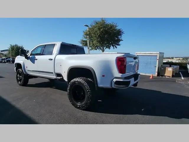 2026 Chevrolet Silverado 3500HD Crew Cab, Long Bed, High Country Dual Rear Wheel, RWD