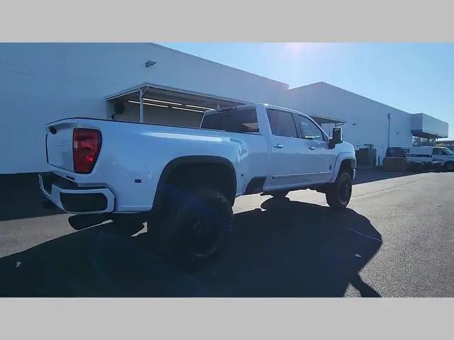 2026 Chevrolet Silverado 3500HD Crew Cab, Long Bed, High Country Dual Rear Wheel, RWD