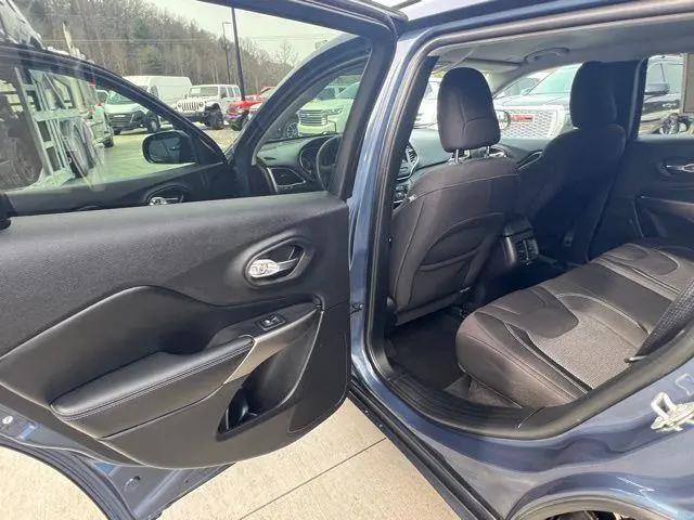 2020 Jeep Cherokee Latitude FWD