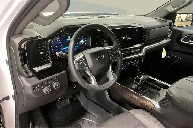 2026 Chevrolet Silverado 1500 4WD Crew Cab Short Bed RST