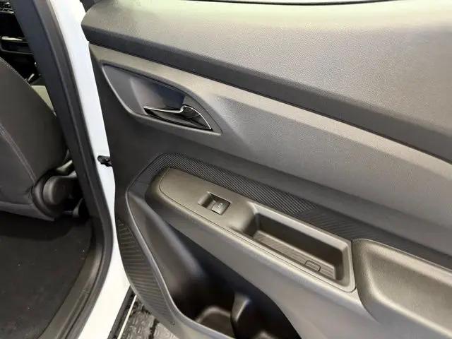 2027 Chevrolet Bolt LT FWD