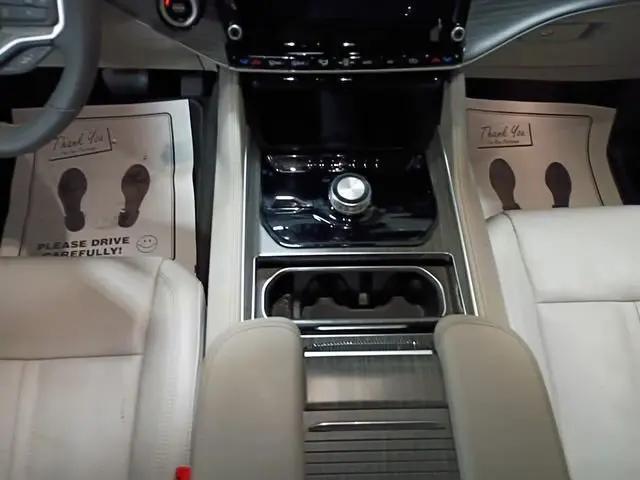 2024 Jeep Wagoneer Series II 4x4