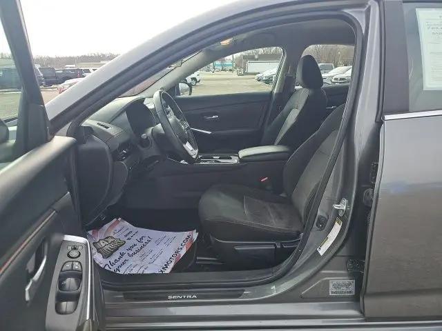 2023 Nissan Sentra SR Xtronic CVT