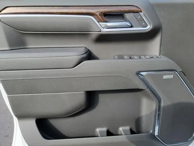 2026 GMC Sierra 1500 Crew Cab, Short Bed, Elevation, 4WD