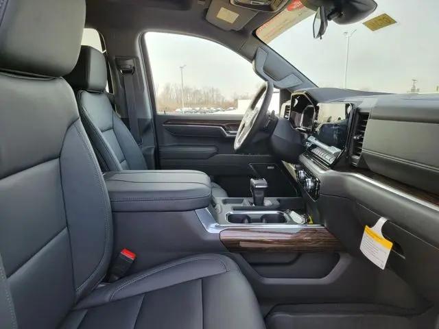 2026 GMC Sierra 1500 Crew Cab, Short Bed, Elevation, 4WD