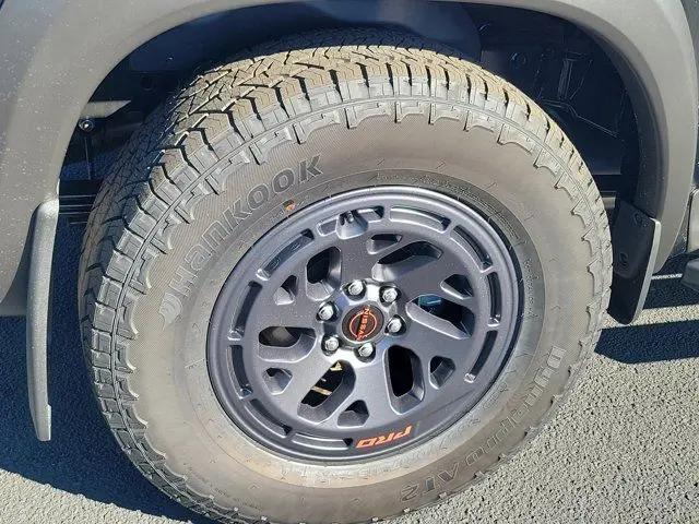 2026 Nissan Frontier Crew Cab PRO-X 4x2