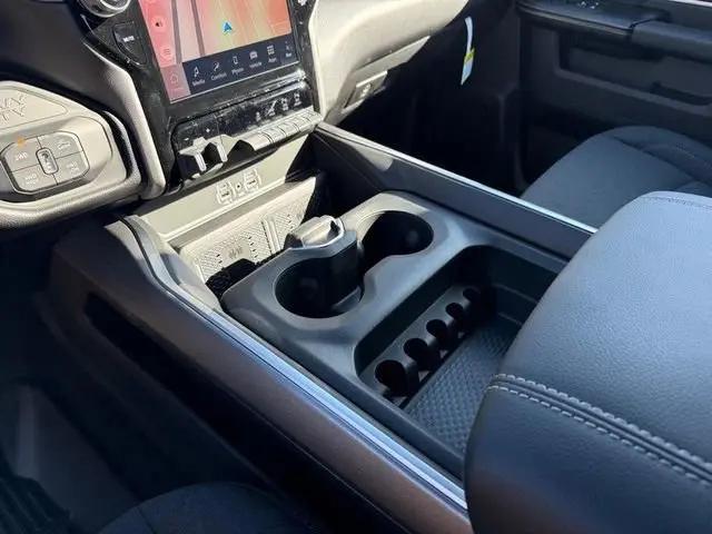 2026 Ram 2500 Big Horn Crew Cab 4x4 6'4" Box