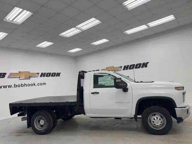 2025 Chevrolet Silverado 3500HD Work Truck