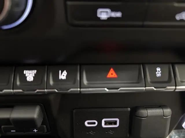 2025 Chevrolet Silverado 3500HD Work Truck