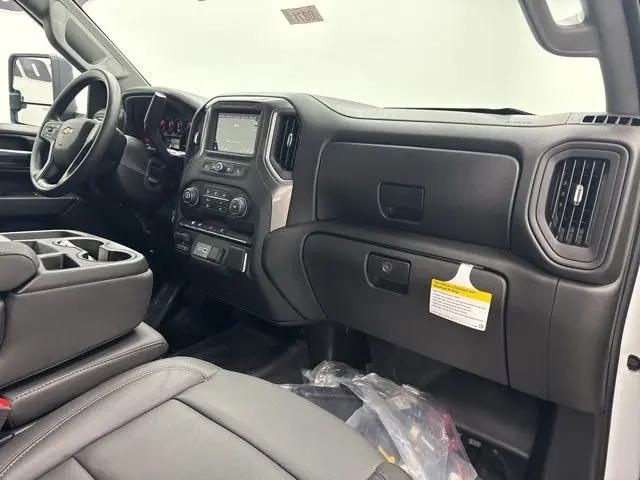 2025 Chevrolet Silverado 3500HD Work Truck