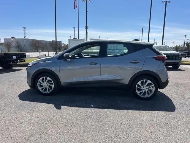 2027 Chevrolet Bolt LT FWD