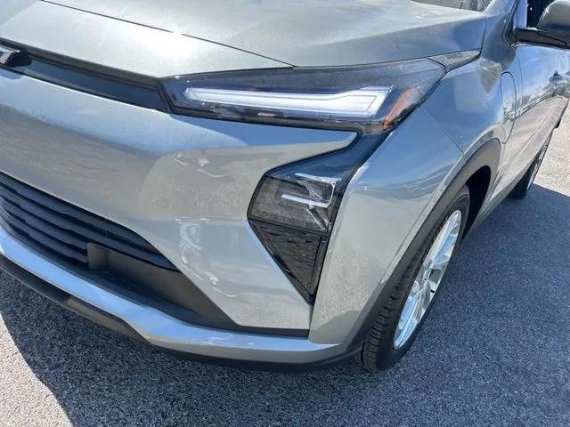 2027 Chevrolet Bolt LT FWD