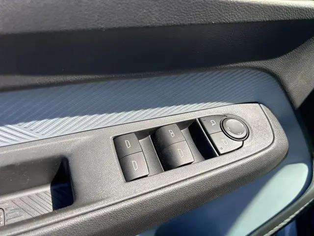 2027 Chevrolet Bolt LT FWD