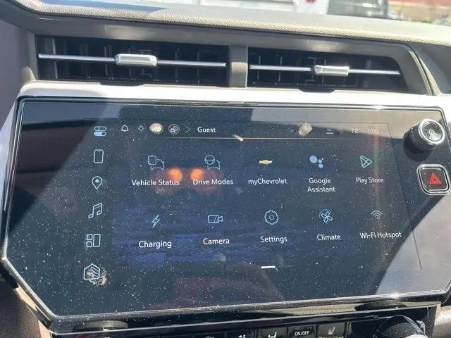2027 Chevrolet Bolt LT FWD