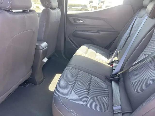 2027 Chevrolet Bolt LT FWD