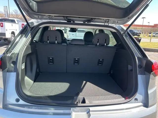 2027 Chevrolet Bolt LT FWD