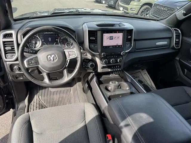 2022 Ram 1500 Big Horn Crew Cab 4x4 5'7" Box