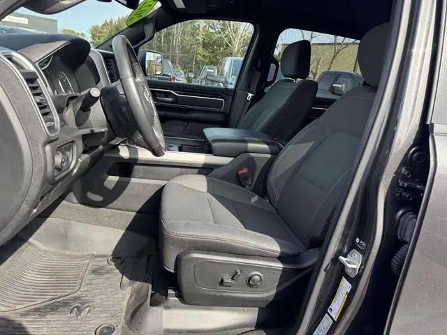 2022 Ram 1500 Big Horn Crew Cab 4x4 5'7" Box
