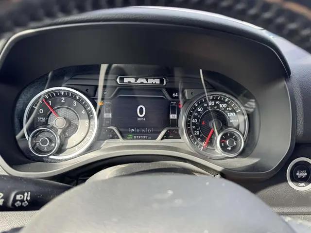 2022 Ram 1500 Big Horn Crew Cab 4x4 5'7" Box