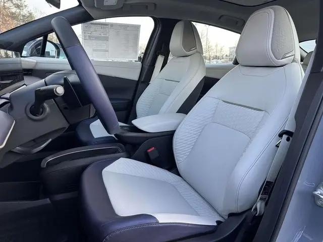 2026 Nissan LEAF PLATINUM+