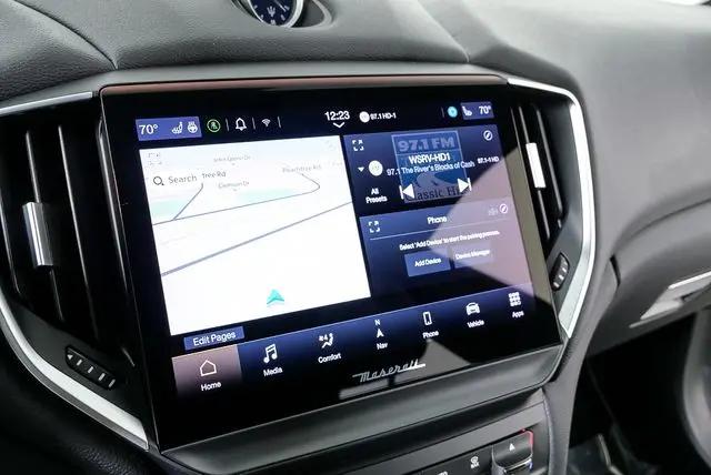 2022 Maserati Ghibli Modena Q4