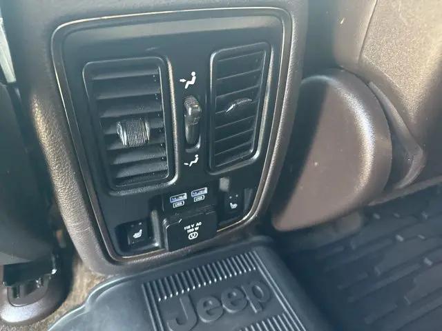 2016 Jeep Grand Cherokee Summit