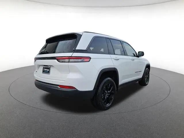 2026 Jeep Grand Cherokee Altitude 4x4