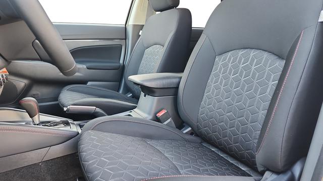 2026 Mitsubishi Outlander Sport 2.0 LE