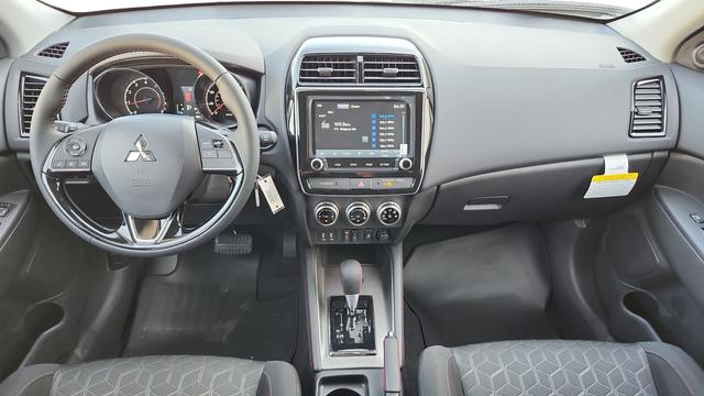 2026 Mitsubishi Outlander Sport 2.0 LE