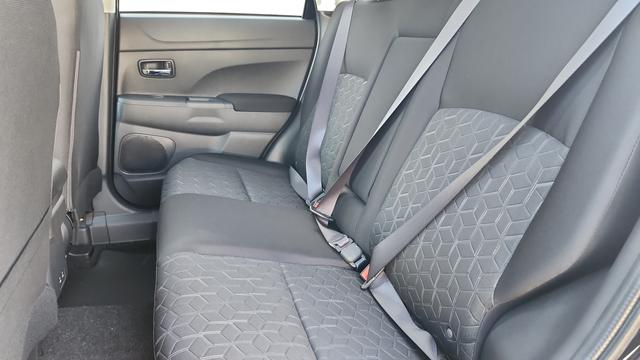 2026 Mitsubishi Outlander Sport 2.0 LE