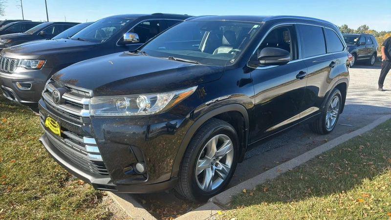 2017 Toyota Highlander Limited for sale in Omaha, NE