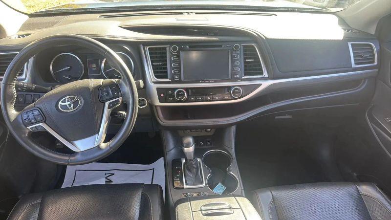 2017 Toyota Highlander Limited